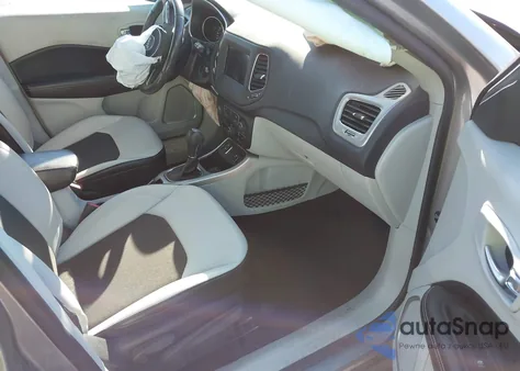 2020 Jeep Compass Sun And Safety Fwd z USA, uszkodzony, nr VIN 3C4NJCBB1LT234979